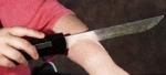Coltello Attraverso il Braccio - Knife Through Arm